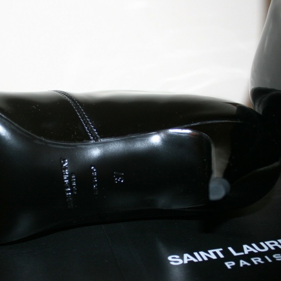 Saint Laurent Paris Runway Cat 50 Lace-Up Booties - Picture 5 of 7